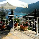 Deep Blue-apartment Selana Sea View