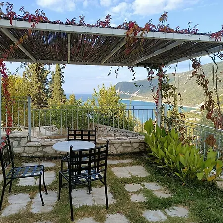 Deep Blue-apartment Selana Sea View Apartment