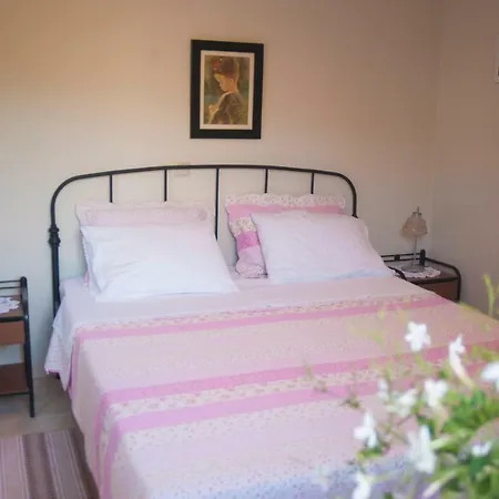 Deep Blue-apartment Selana Sea View Apartman *